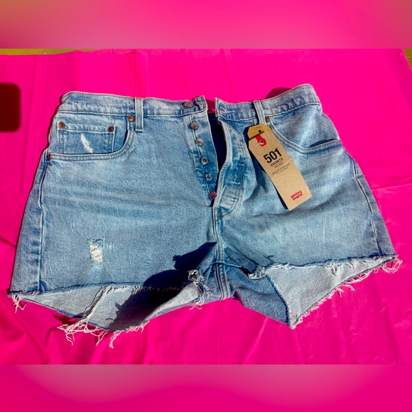 Levi’s shorts size 33 high rise New With Tags - Picture 3 of 13